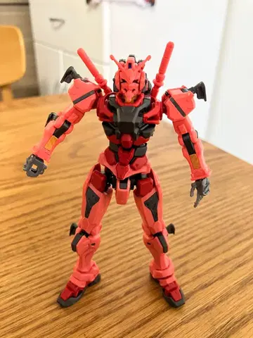 빨간색 건담 HG 조립 완료