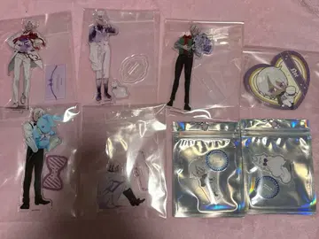 바니타스의 수기 아크릴 스탠드 노에 아르시비스트 세트