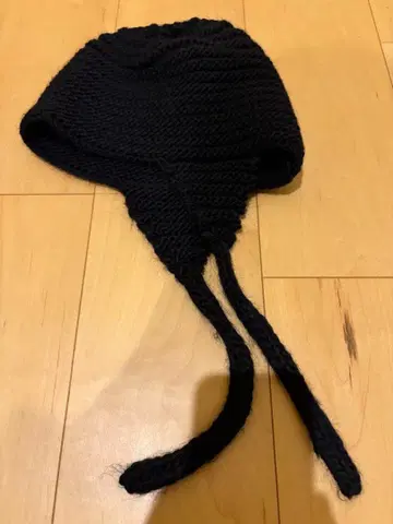 SHIPS 별주 Qcillo&C 쿠치로앤드씨 니트 모자 비니 블랙