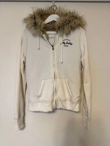 Gilly Hicks  후디 인조 모피 맨투맨 자켓 L