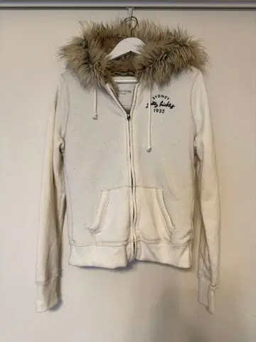 Gilly Hicks  후디 인조 모피 맨투맨 자켓 L