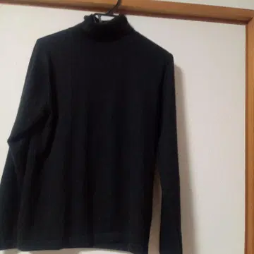 무인양품 캐시미어 100% 터틀넥 스웨터 흑먹색 sizeM