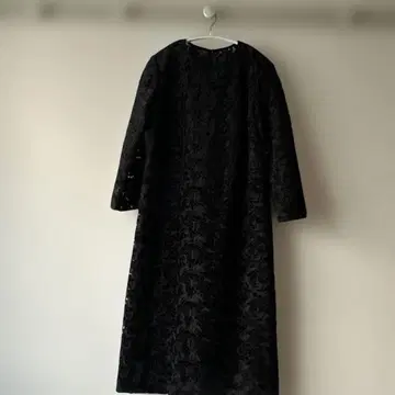블랙 자수 원피스 긴팔