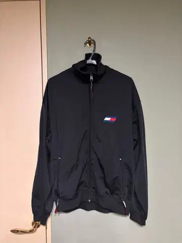 타미힐피거 Tommy Hilfiger 블랙 트랙 자켓