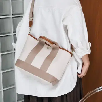 [ 새상품급 ] 브레스 탑카피 숄더 포함 2way 토트백 스카치 그레인