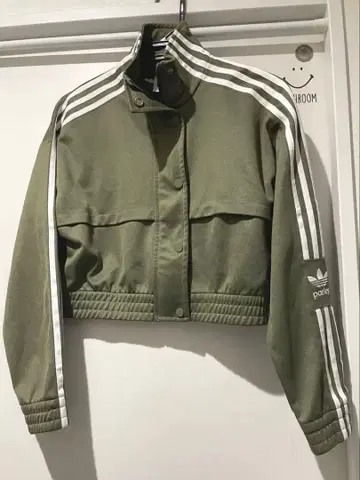 adidas parley 트랙 자켓 L 숏 기장 저지