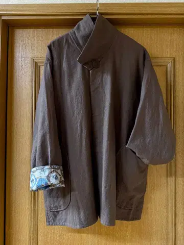 요건 레일 브라운 자켓