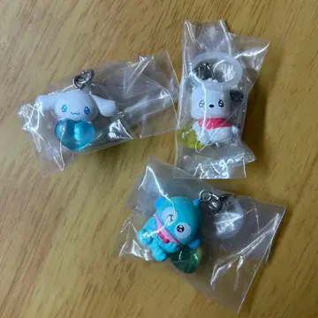 산리오 시나몬 롤 포차코 한교동 메지루시 액세서리