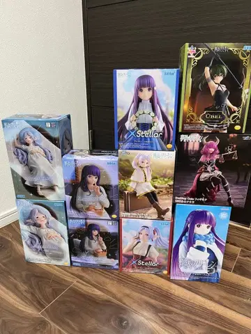 장송의 프리렌 페른 아우라 유벨 피규어 Desktop 한숨