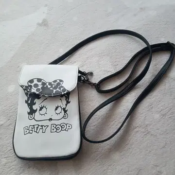 새상품 베티붑 스마트폰 숄더백
