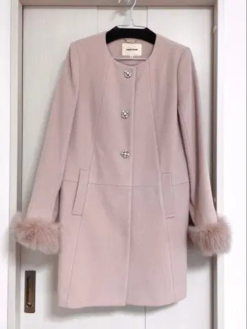 LAISSE PASSE 핑크 퍼 코트 38