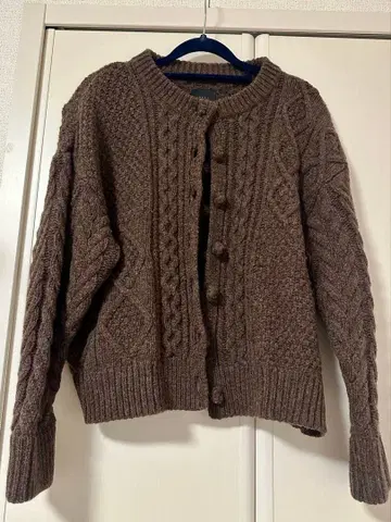 늑대와 올빼미 가디건