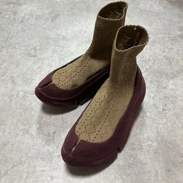 grounds 그라운즈 ORCA LACE FLOCKY SCRATCH