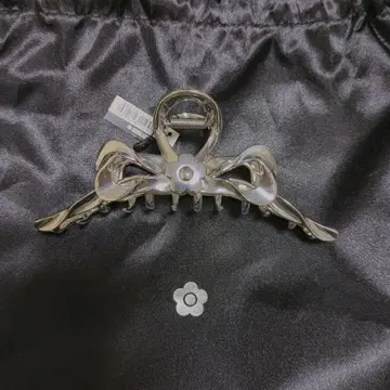 마리 퀀트 새상품 미사용 헤어 클립