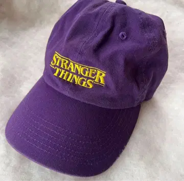 기묘한 이야기 보라색 캡