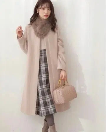 퍼 포함 노카라 코트