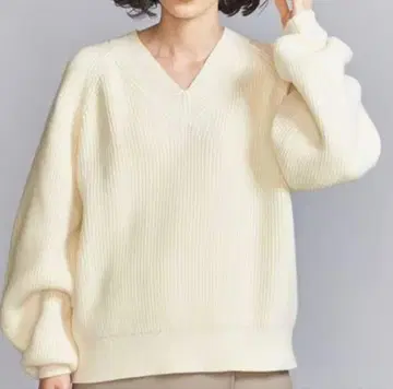 [ 미사용 새상품 ] V넥 아제 니트 풀오버 워셔블