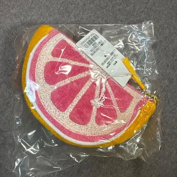 새상품 라브라리 핑크 그레이프 후르츠형 지퍼 파우치