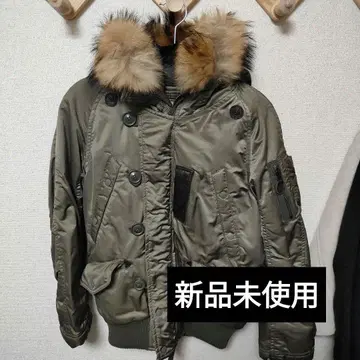 G.O.A. 퍼 달린 밀리터리 자켓