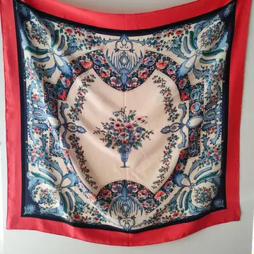 실크 스카프 꽃무늬 레트로 빈티지 빈티지 빨간색 화이트 스카프