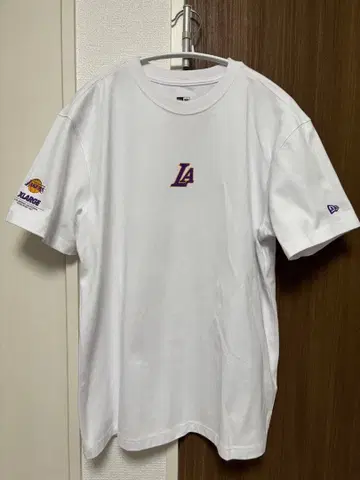 뉴에라 XLARGE 레이커스 T셔츠