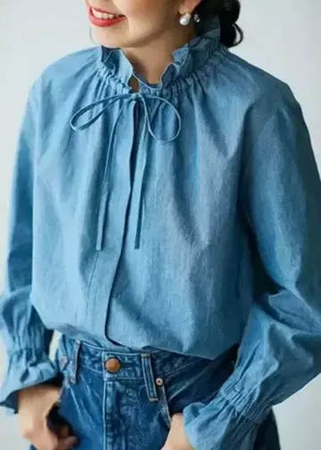 데님 프릴 개더 블라우스