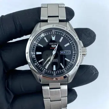 SEIKO 5 SPORTS 자동 와인딩 데이데이트