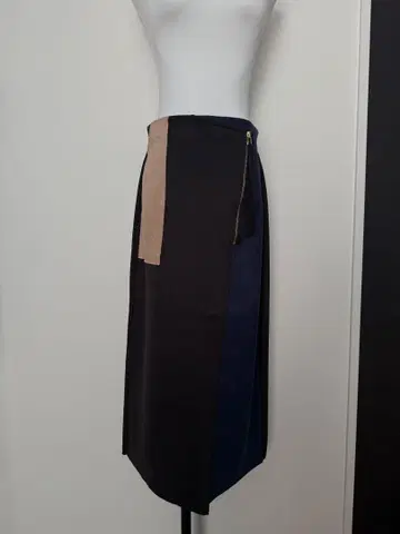 GALLARDA GALANTE 배색 스웨이드 스커트