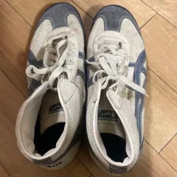 오니츠카타이거 스니커즈