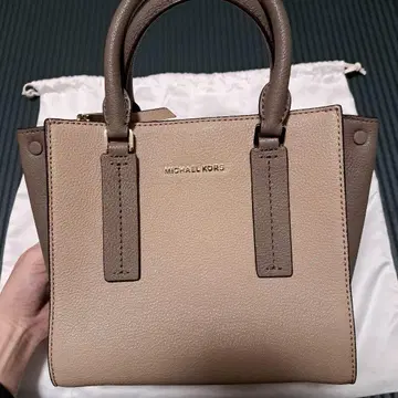 마이클코어스 숄더백