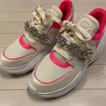 미사용 새상품 Rady 스톤 장식 비쥬 통굽 캐주얼 스니커즈 23.5