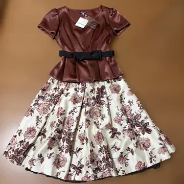 L'EST ROSE 꽃무늬 셋업 MT