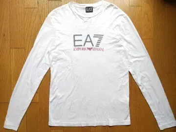 엠포리오 아르마니 EA7 긴팔 T셔츠