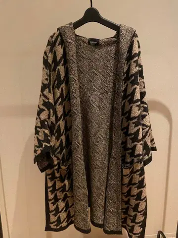 [ 새상품급 ] ZARA KNIT 후드 부착 니트 가디건 판초