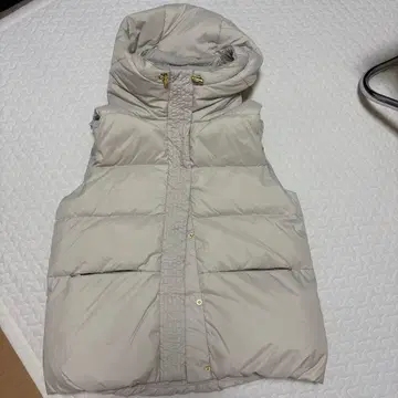 Melrose Claire 후드 부착 다운 베스트