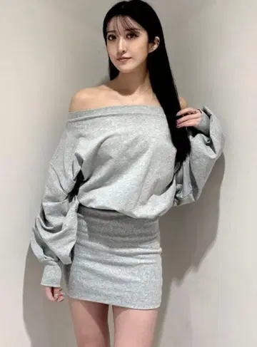 GYDA 오프숄더 맨투맨 원피스