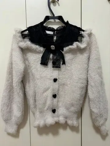 새상품급 LIZ LISA 레이어드 스타일 어깨 트임 니트 핑크