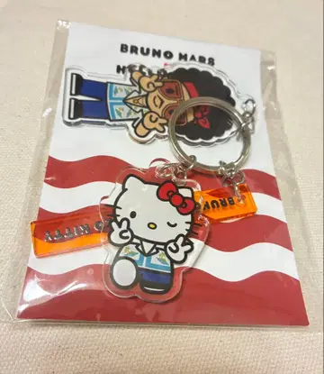 브루노 마스 헬로 키티 키링 세트