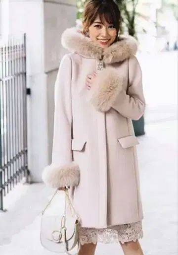 Apuweiser-riche 후드 퍼 포함 5way 코트