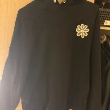 VIRTUE 꽃무늬 자수 후드티 L 사이즈