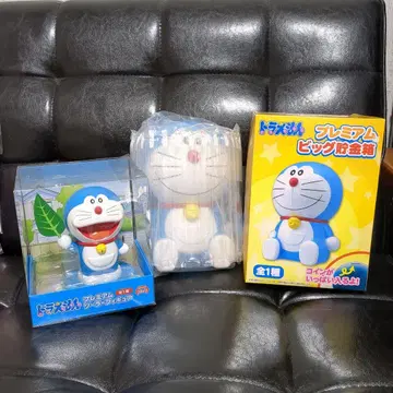 도라에몽 프리미엄 BIG 저금통 & 솔라 피규어
