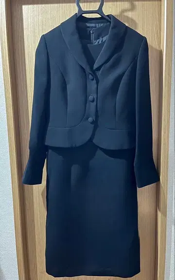 도쿄 이긴 류마 엑설런트 블랙 포멀 원피스 자켓