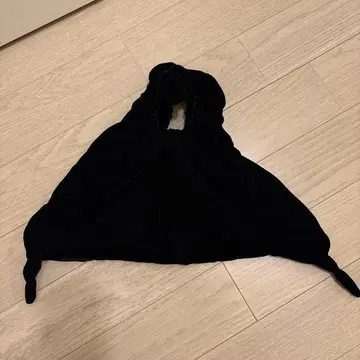 라들로 셔링 핸들백 M (Velvet) 블랙