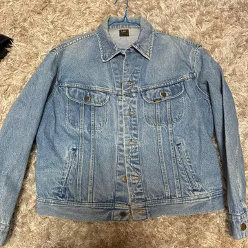 라이트 블루 데님 자켓