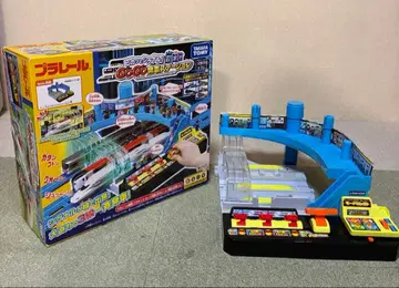 타카라토미 프라레일 피카토 시그널! GOGO 발차 스테이션 작동 확인