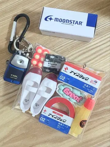 가챠 파우치 학생 세트 moonstar red