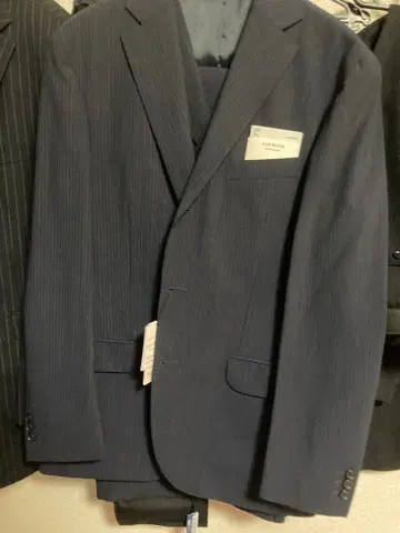 AOKI 네이비 컬러 수트 A7 쓰리피스 미사용품