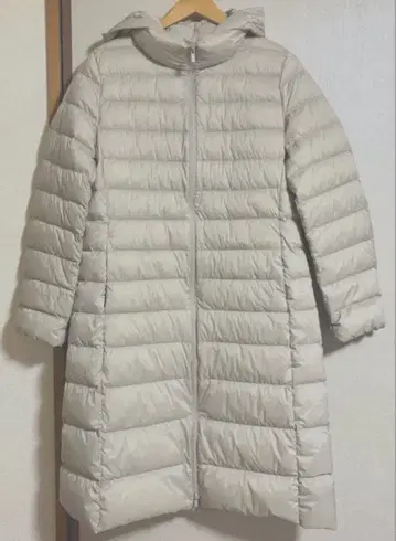 2024년제 새상품급 유니클로 울트라 라이트 다운 롱 코트