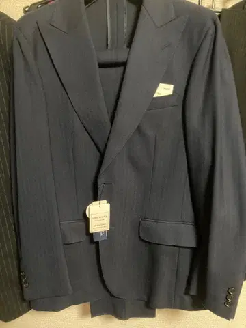 AOKI 네이비 컬러 수트 A7 미사용품