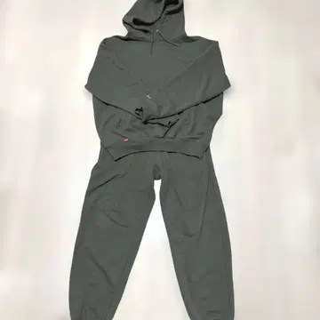 AVIREX 맨투맨 셋업